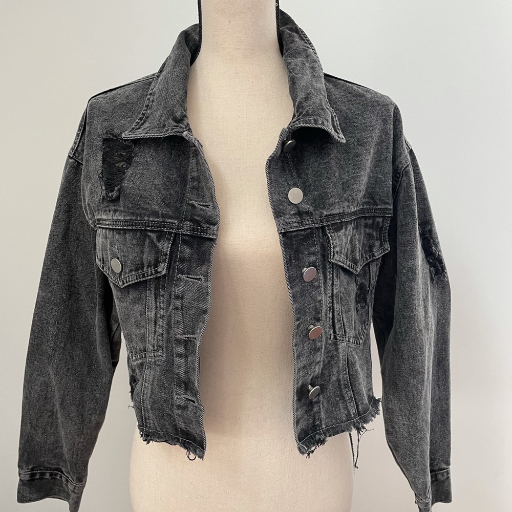 Blackwash Destructed Jean Jacket